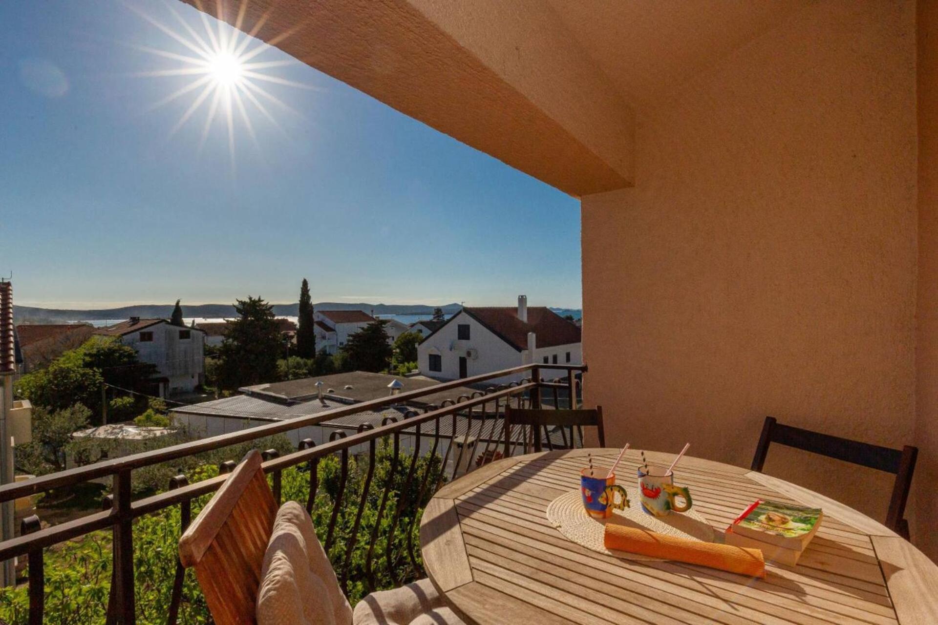 Three Bedroom Apartment In Biograd Биоград-на-Мору Экстерьер фото